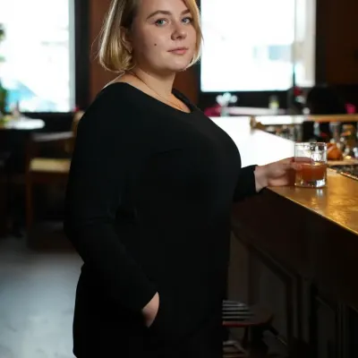 Карина, 32